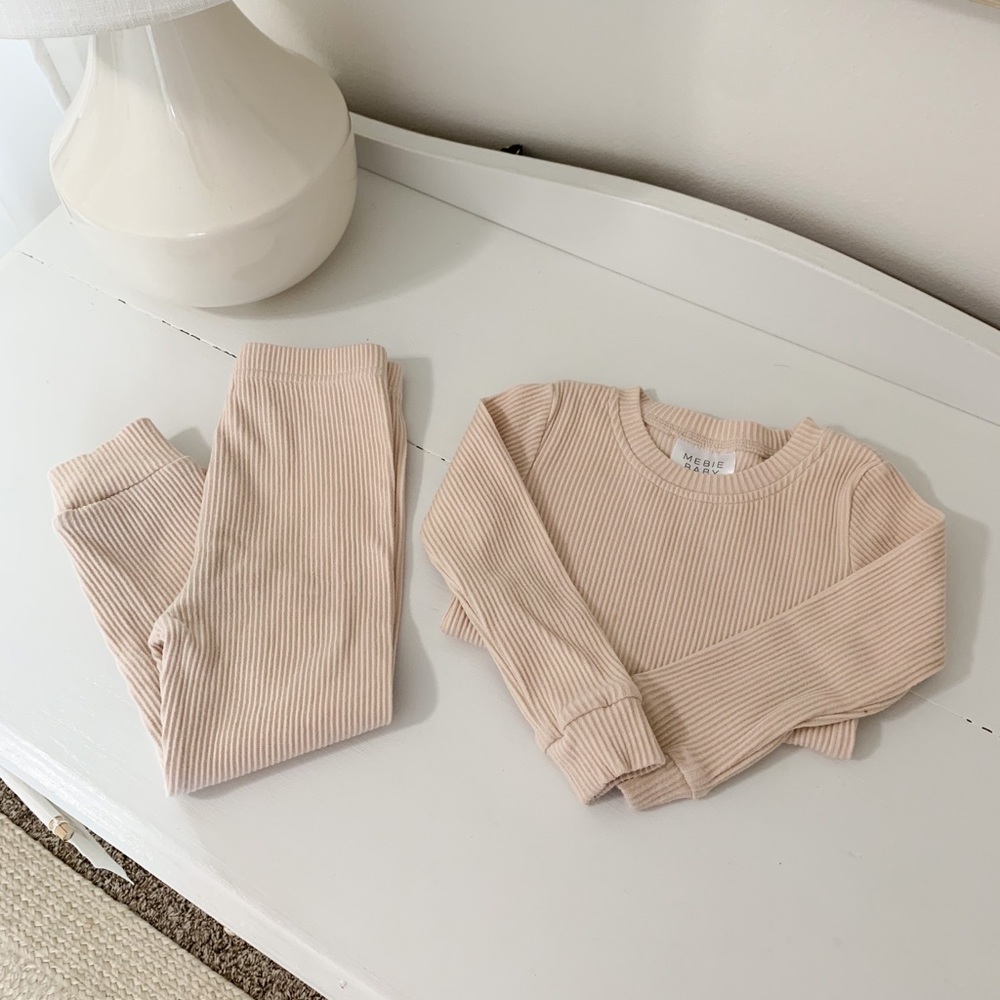 Mebie Baby ribbed pajama set